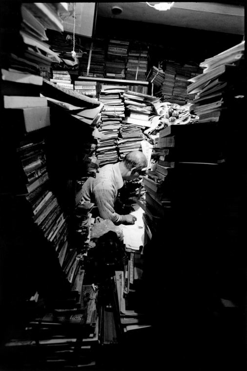 蔡鏡輝的舊書情懷-牯嶺街舊書攤的故事  