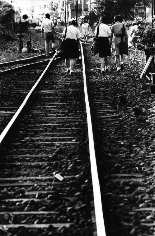 11 北淡線──走在鐵軌上的學生