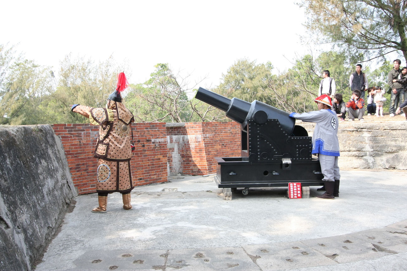 億載金城導覽員 james