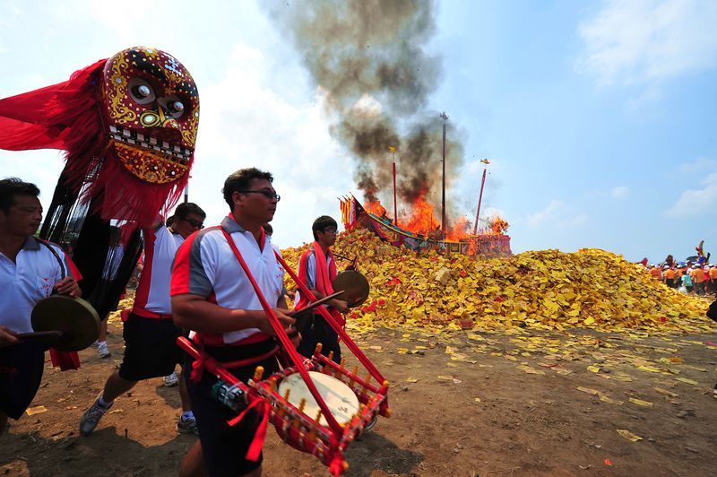 烏竹林金獅陣送王