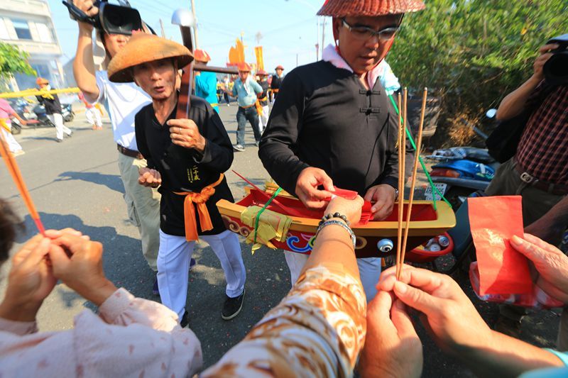 三隆宮信眾「寄付」