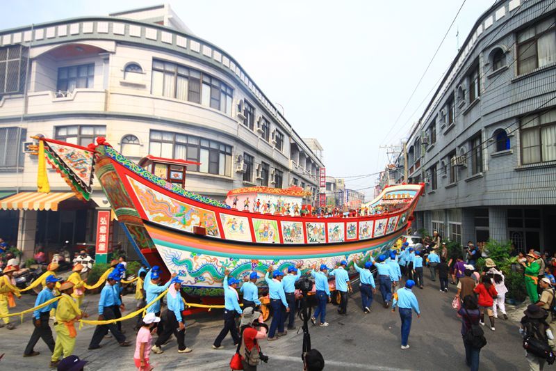 東港東隆宮王船遶境