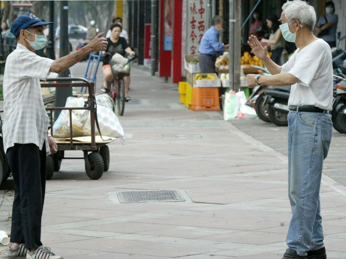 佳作  柯承惠─SARS風暴！！