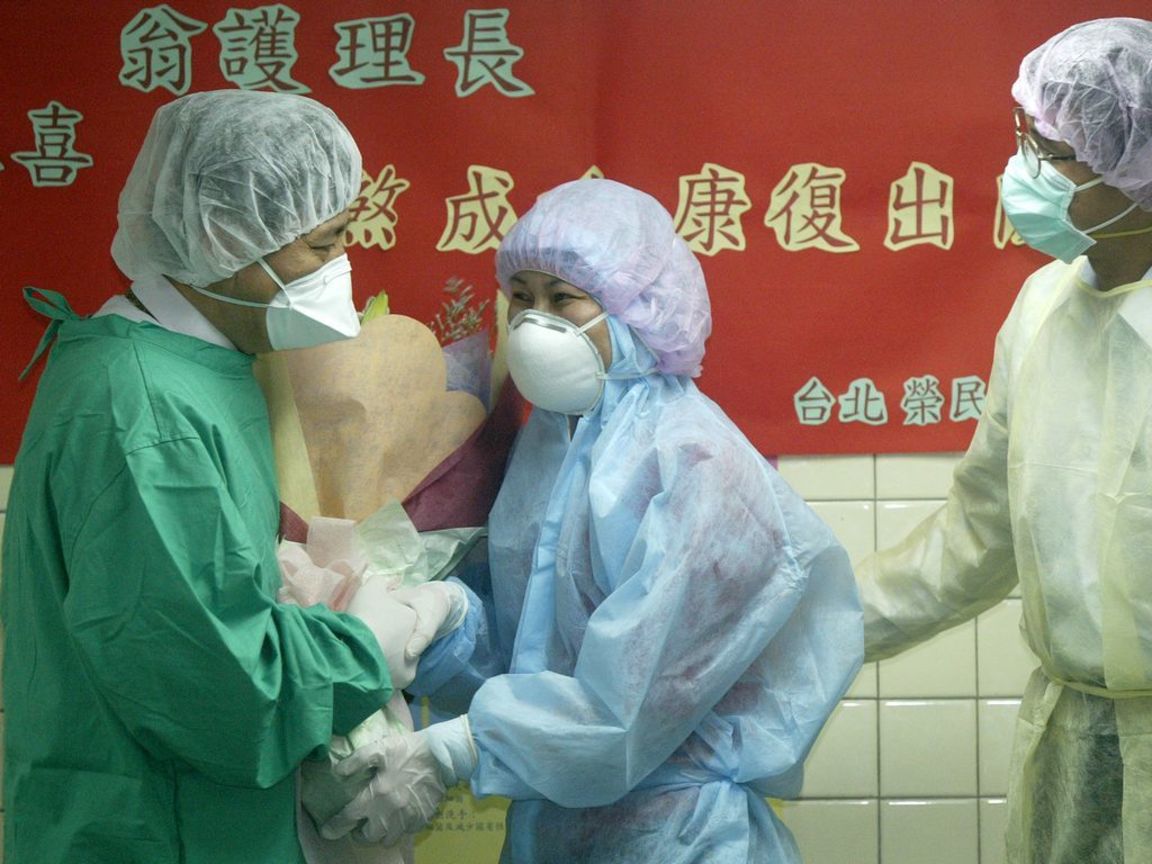 佳作  柯承惠─SARS風暴！！