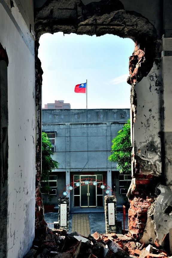 佳作  蔡明祥─人去樓空