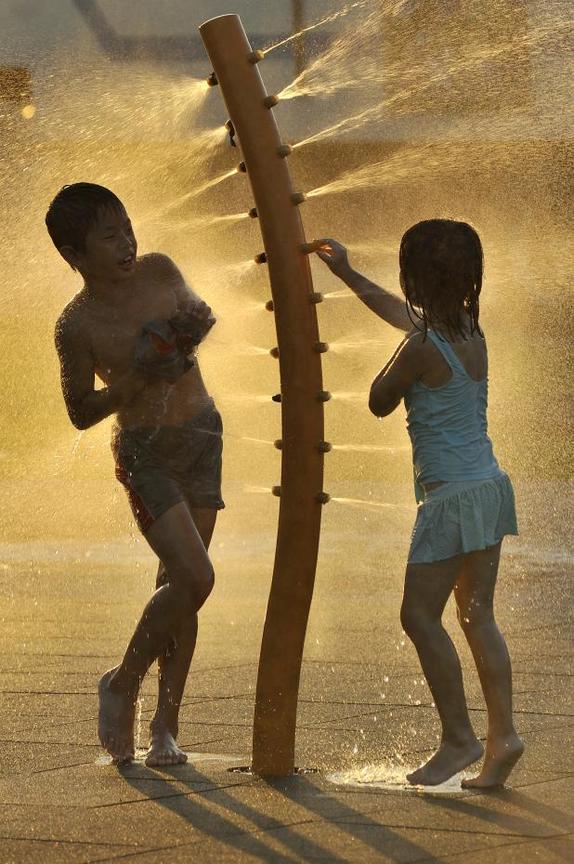 佳作─嬉戲!嬉夕!