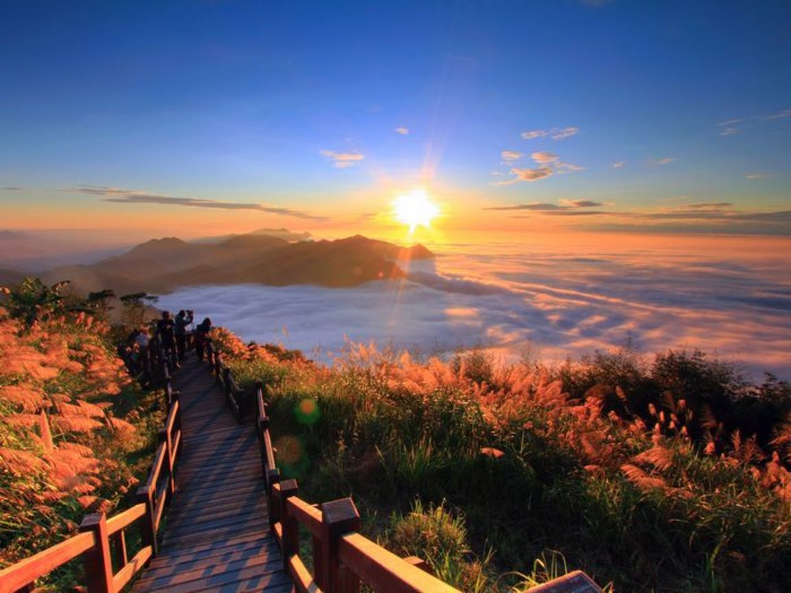 嘉義縣番路鄉－隙頂雲海夕陽