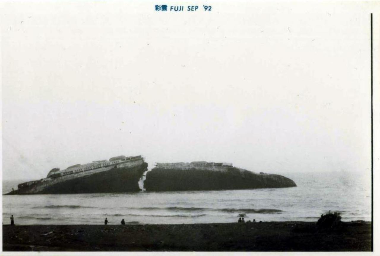 1992的某天．高雄旗津<BR>阿吉/攝