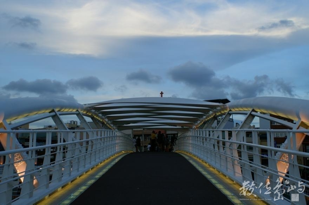 Heaven（哈馬星，一號船渠景觀橋）<BR>kimi /攝