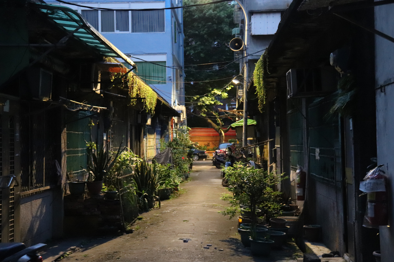 1052212江品儀 巷弄時光 小徑.JPG