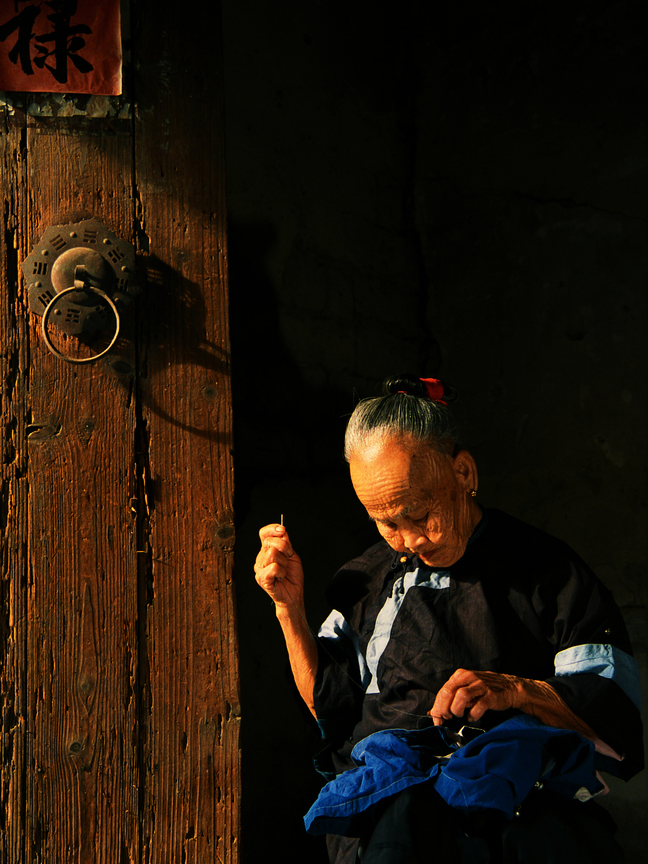 第二名．余惠亭．密密縫