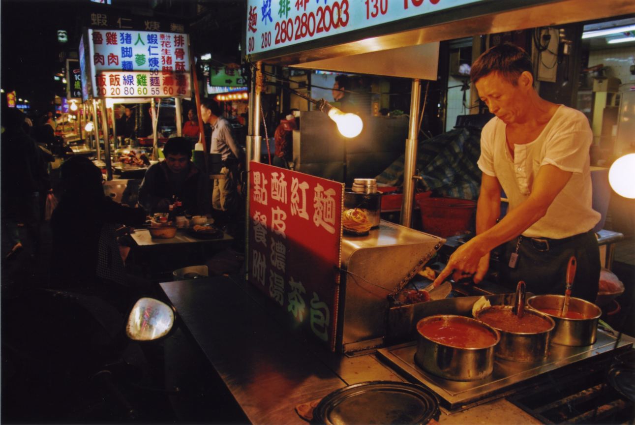 【佳作】勤勞的路邊攤小販-莊國琳