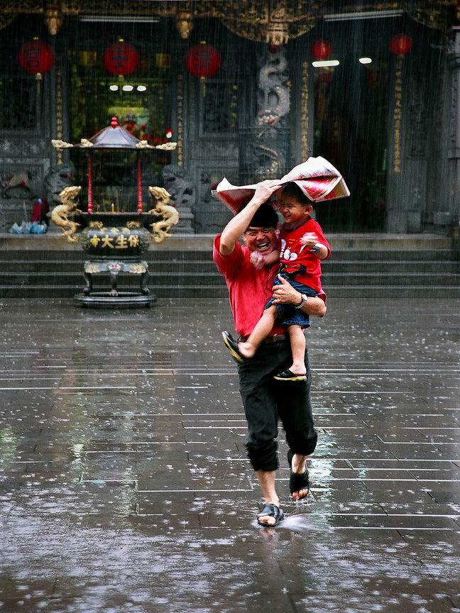 優選    陳蒼榜-雨中即景