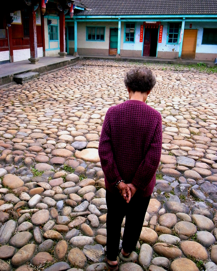 第二名    李鳳秋-圓石廣