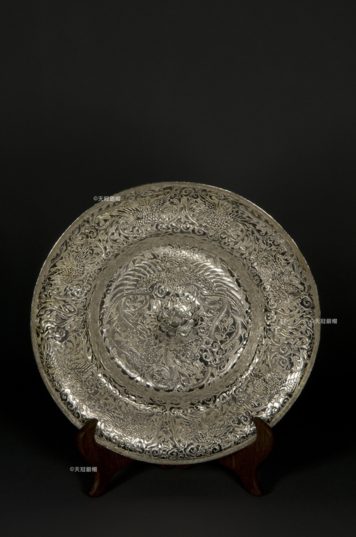 銀鏨花紋龍鳳盤
