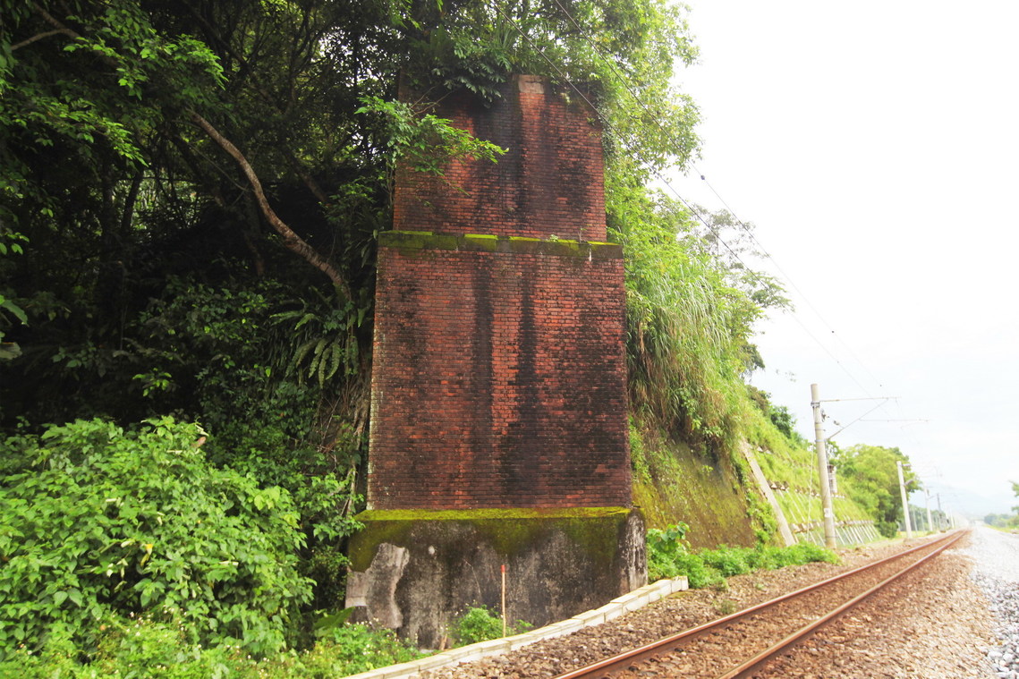 花蓮縣 玉里迪階陸橋殘蹟01