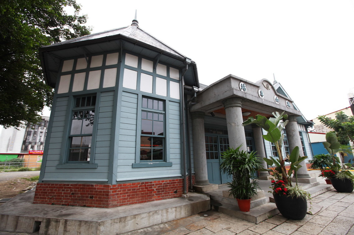 高雄市 旗山火車站02