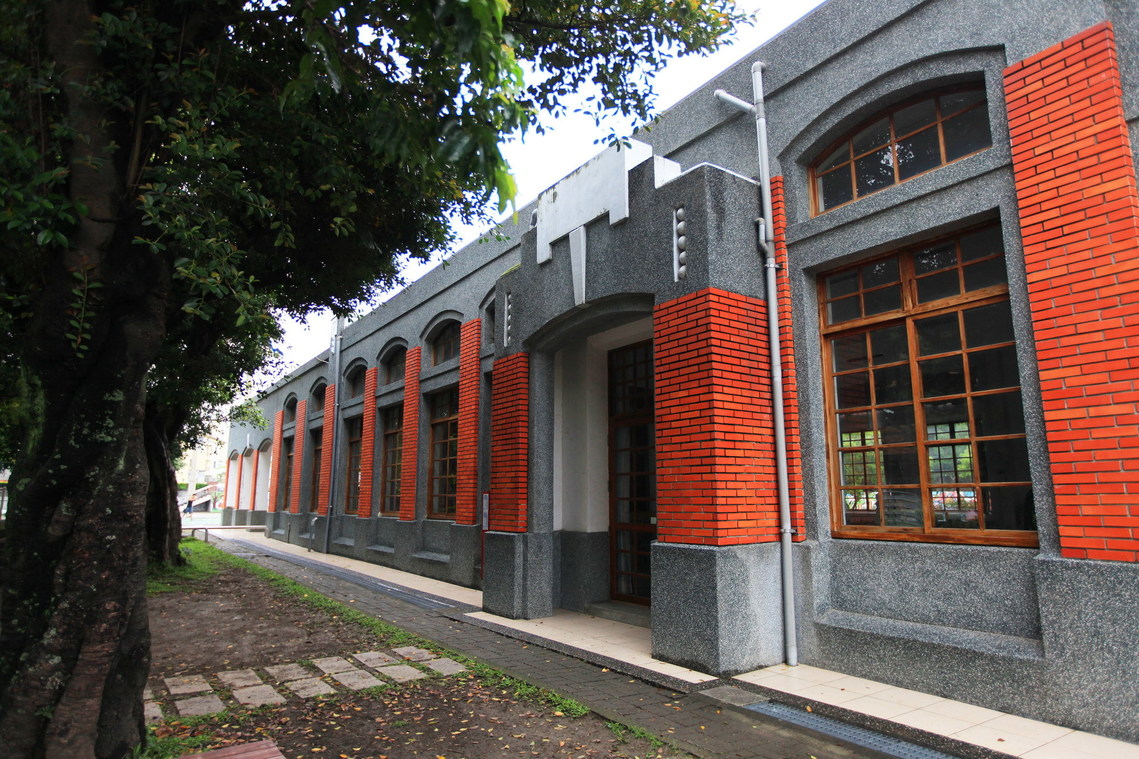 南投縣 草屯國民小學禮堂07