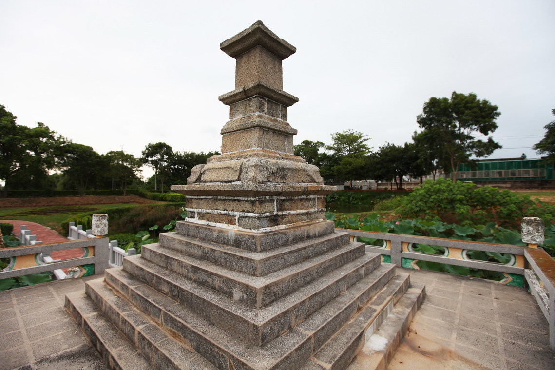 金門縣 古龍頭水尾塔02