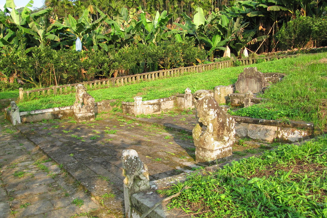 南投縣 林鳳池舉人墓01