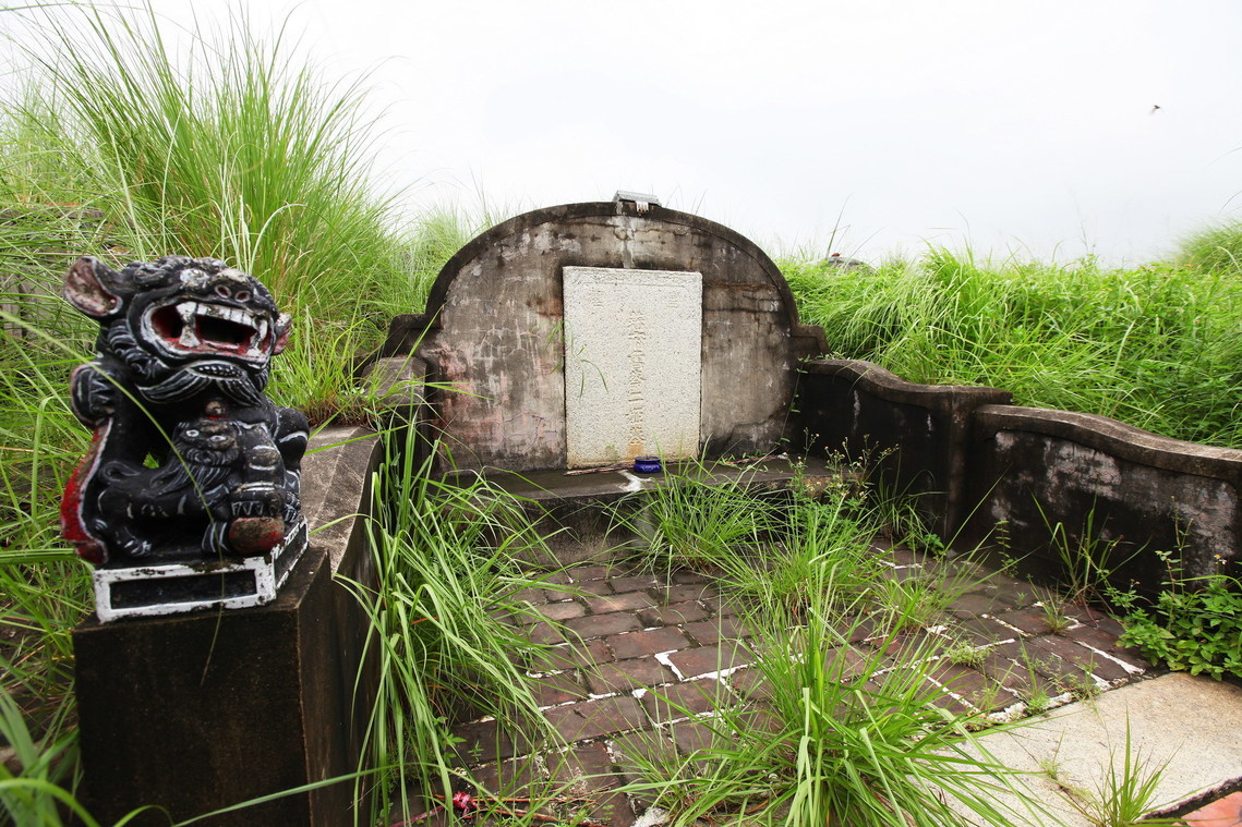 臺南市 藩府曾蔡二姬墓02