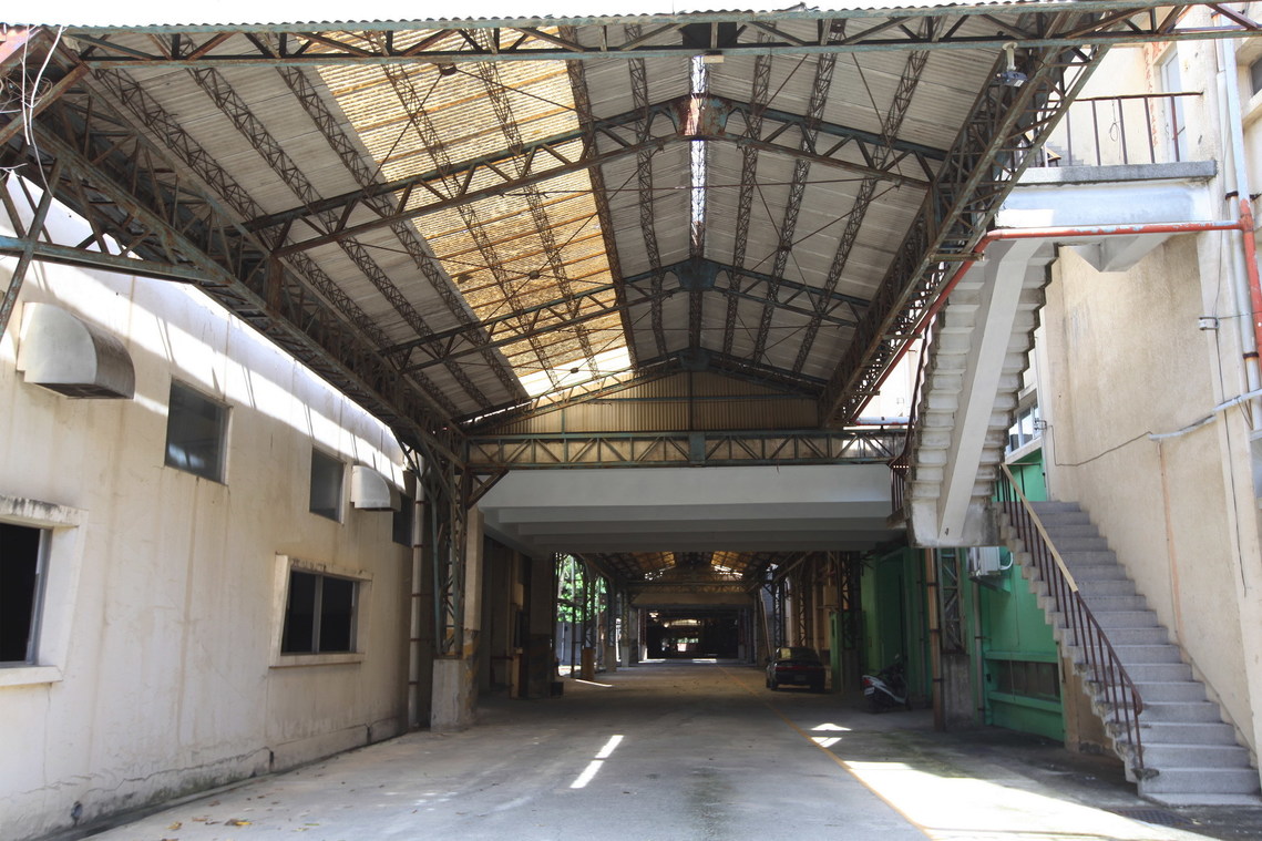 屏東菸廠—中山堂、鍋爐室、菸草除骨及複薰加工區02