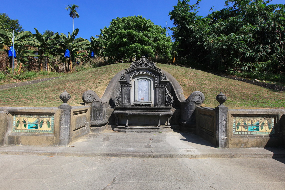 臺中市 邱先甲墓園03