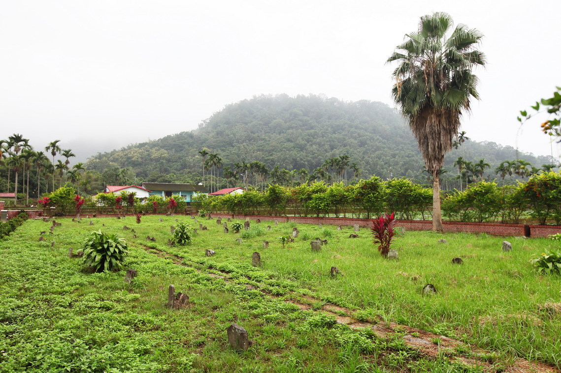高雄市 甲仙鎮海軍墓03