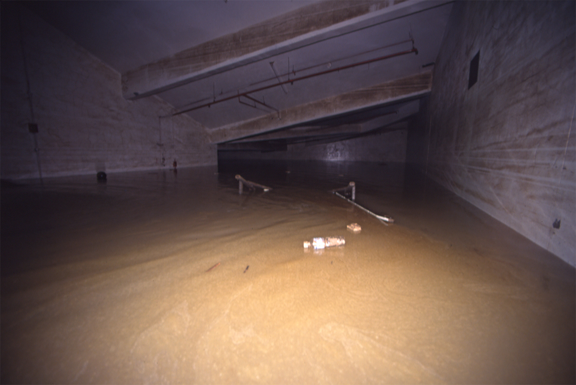 南港大樓地下室淹水