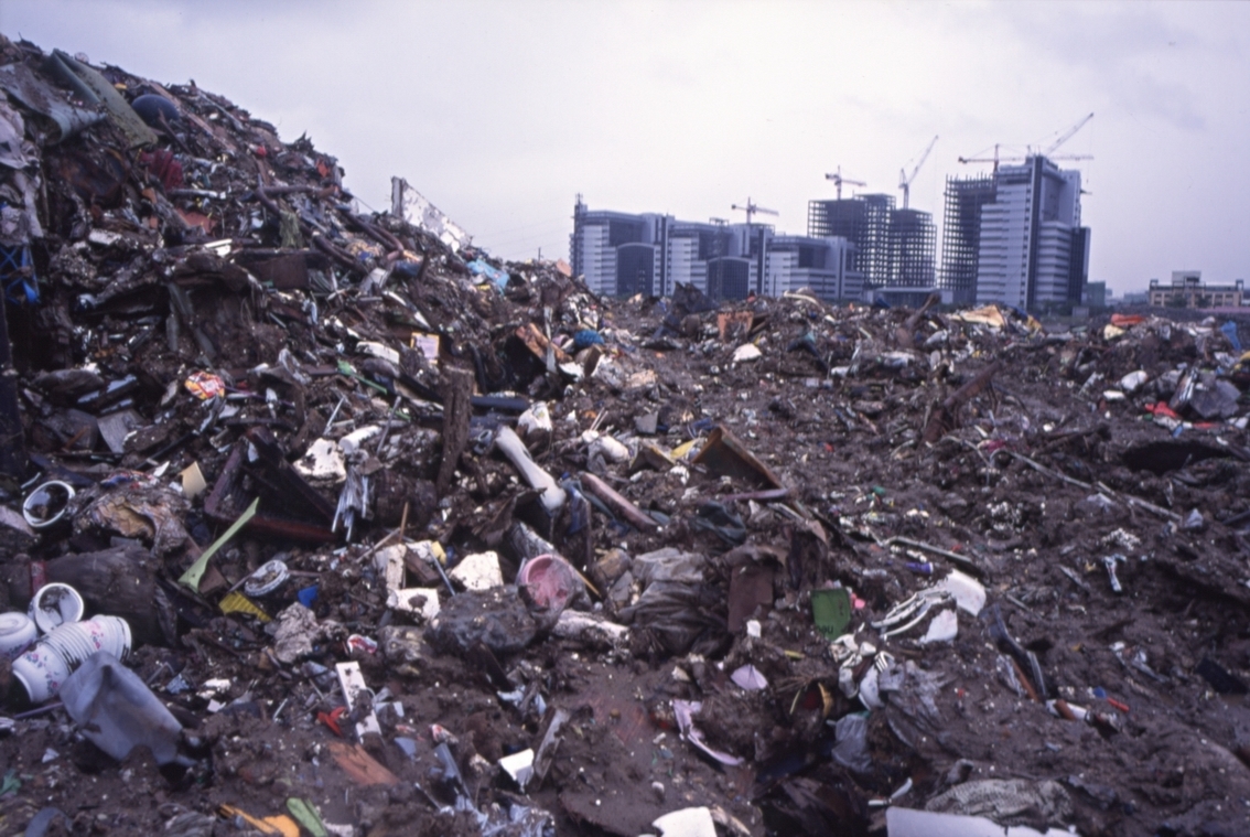 納莉颱風災後、廢棄物集中區