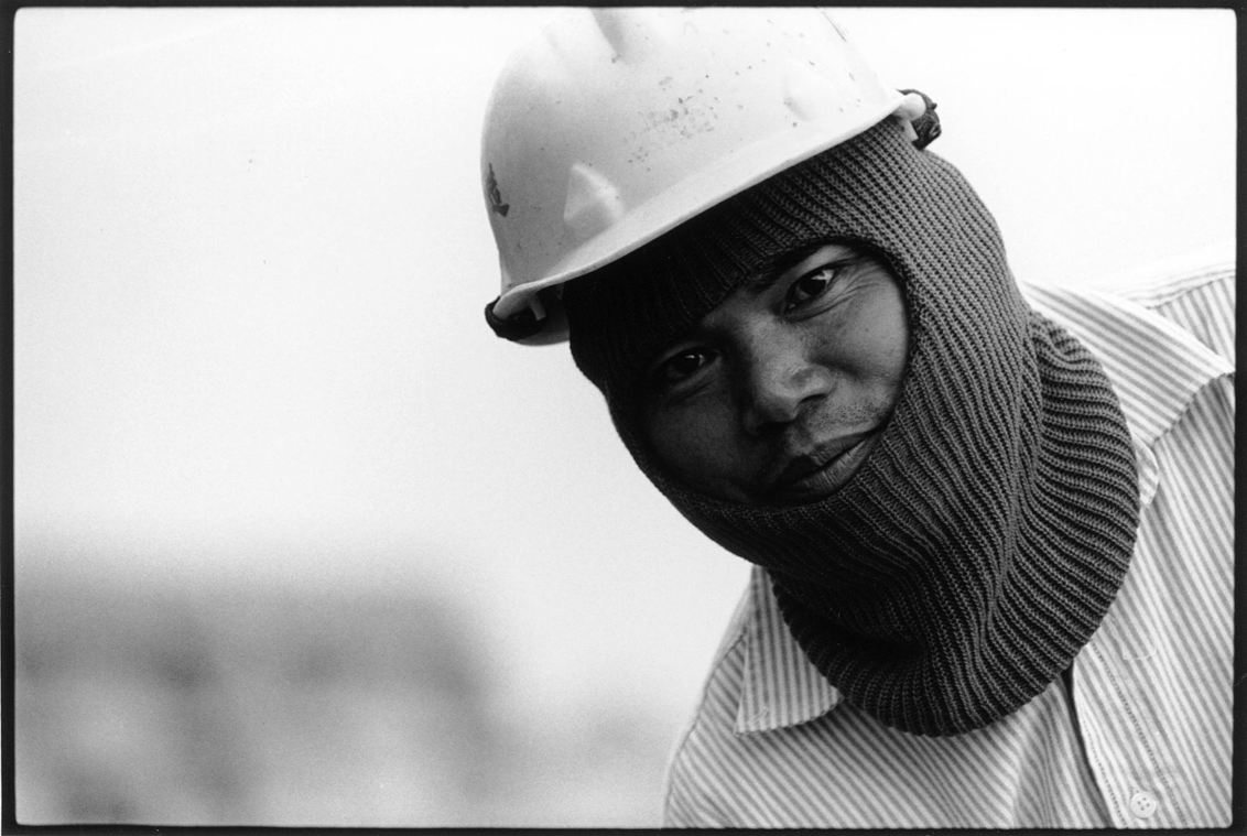 外勞大部分是工廠工人、女傭、看護工等都是比較消耗體力的工作