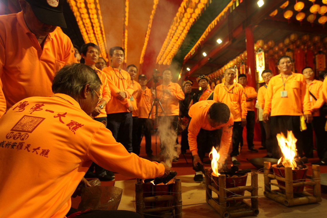 臺南市 南鯤鯓 羅天大醮4焚油淨穢2