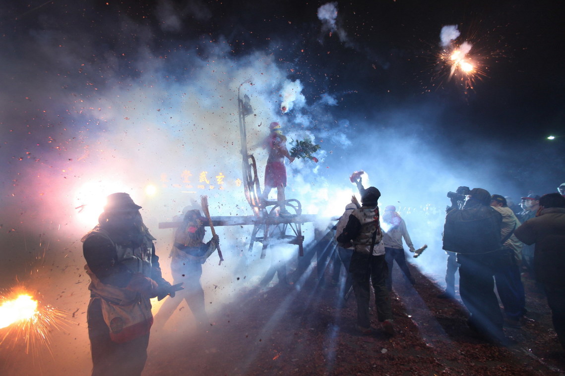 臺東縣 炮炸肉身寒單爺活動21