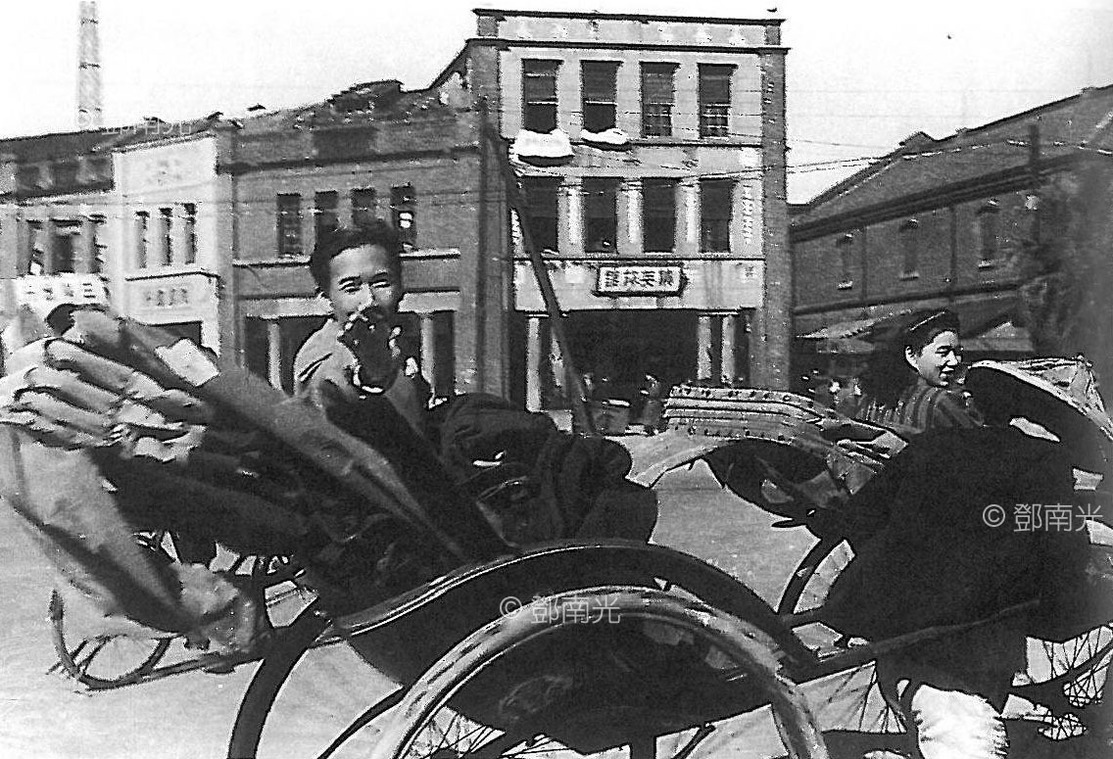 台北博愛路1948鄧南光
