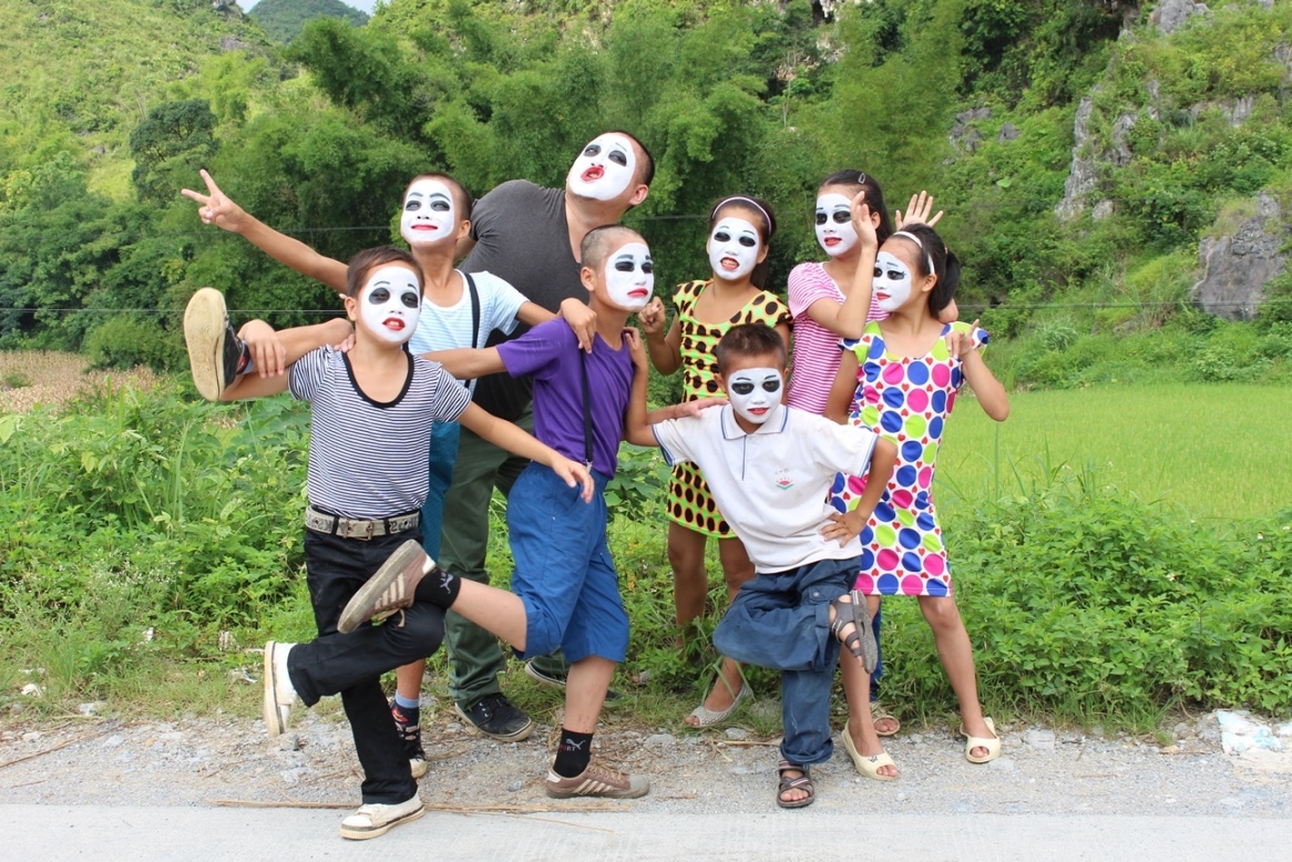 〈野孩子的「默劇出走」攝影展〉