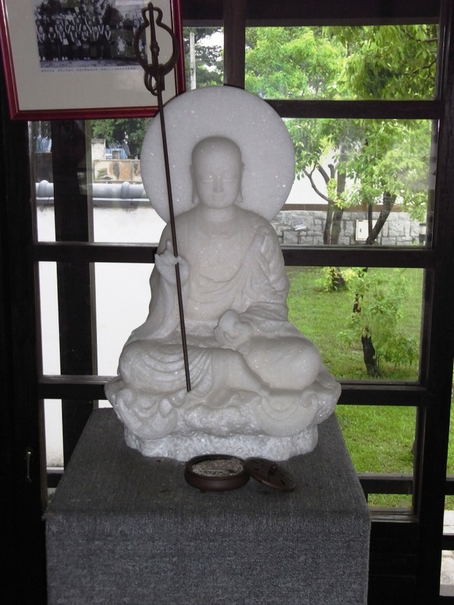 慶修院一角