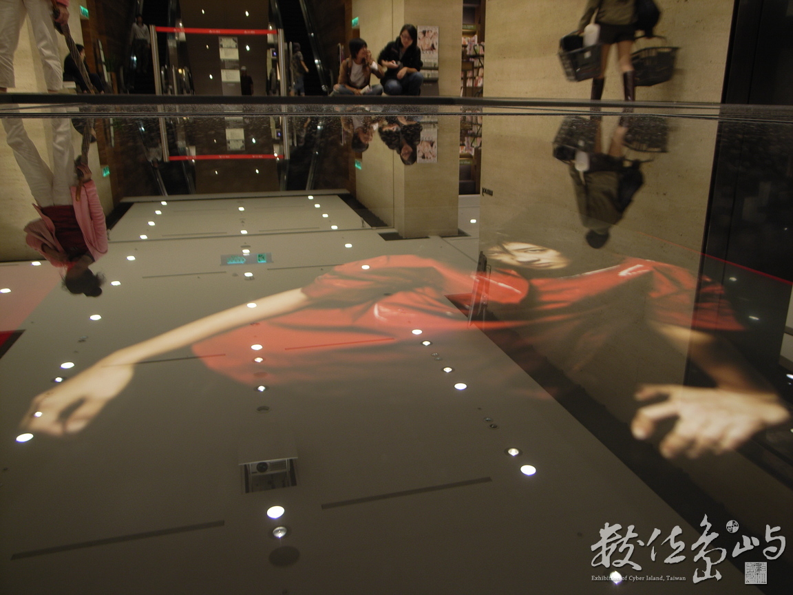 劉振祥˙滿嘴魚刺˙停車攝影展