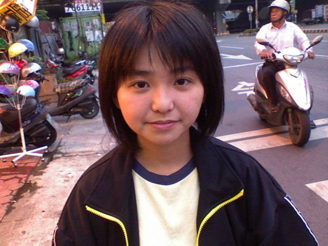 侯小年