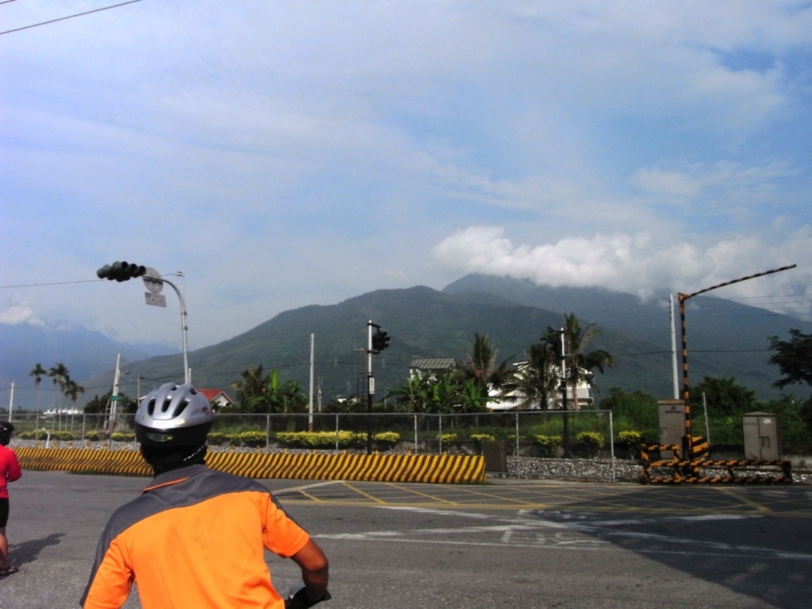 遠山巍峨