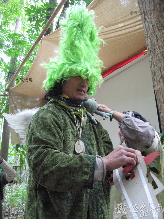 盧老師扮演重要角色