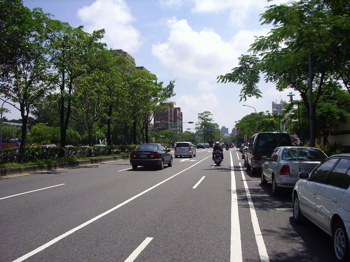 機慢車道(兩線的喔!)