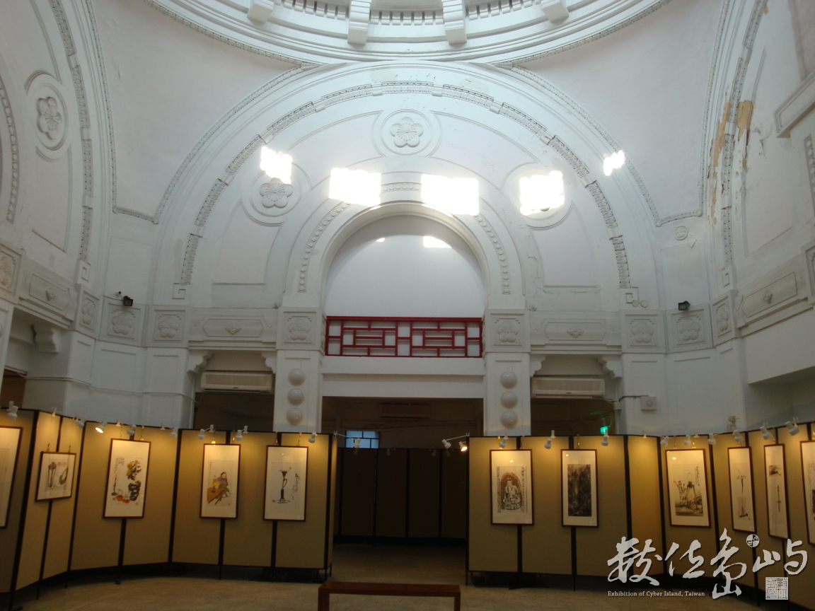 建功神社社殿？(2)