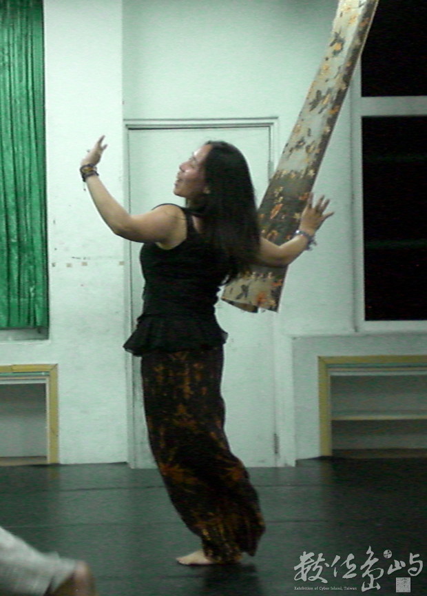 「從源頭出發再回歸」---玫玲MicoMegaWega定期即興展演在板橋社區大學2009