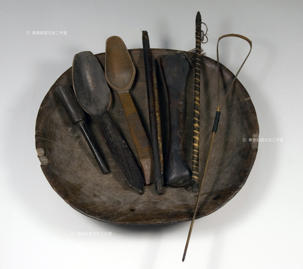 泰雅文物-紋面工具