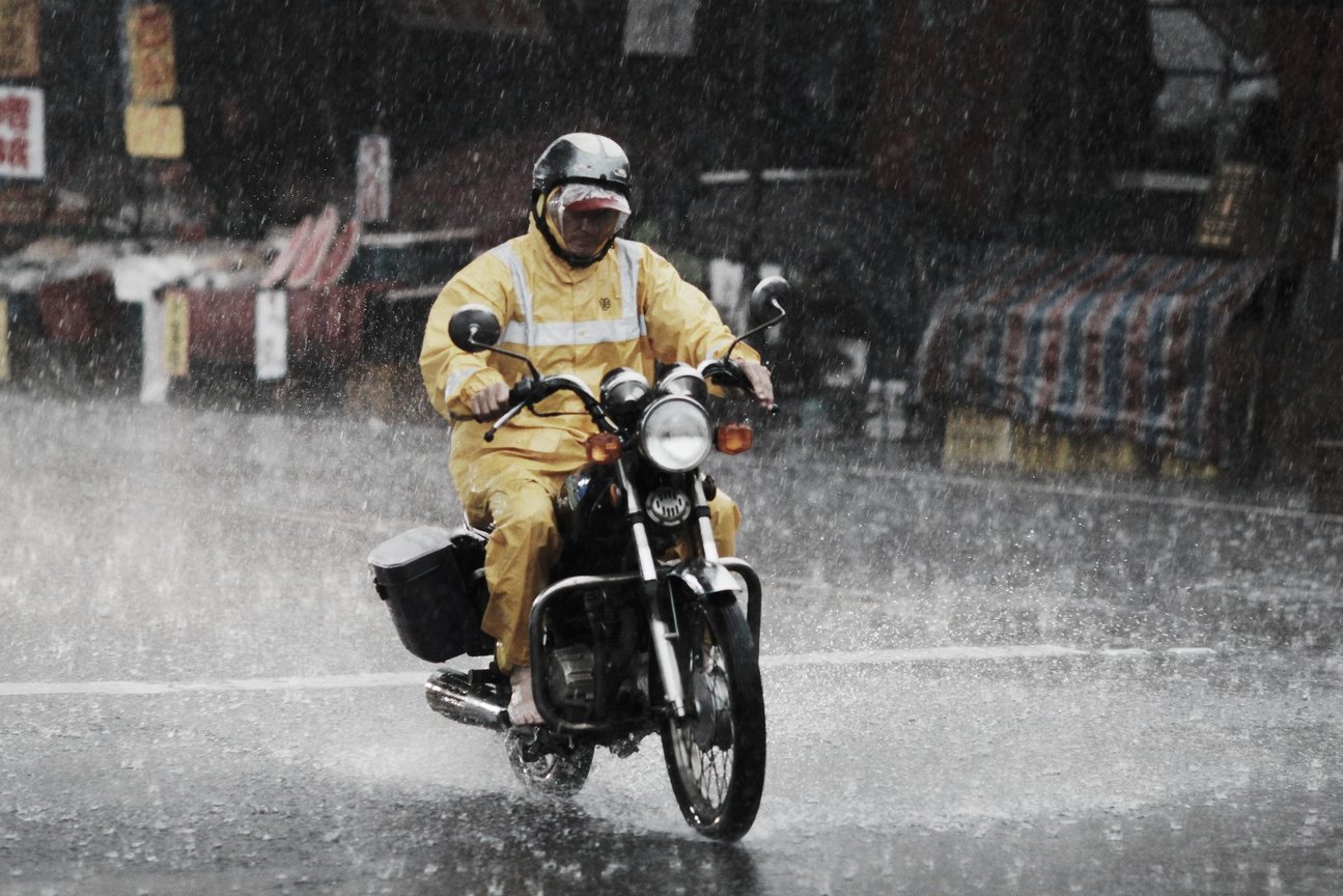 島‧雨--雨中即景