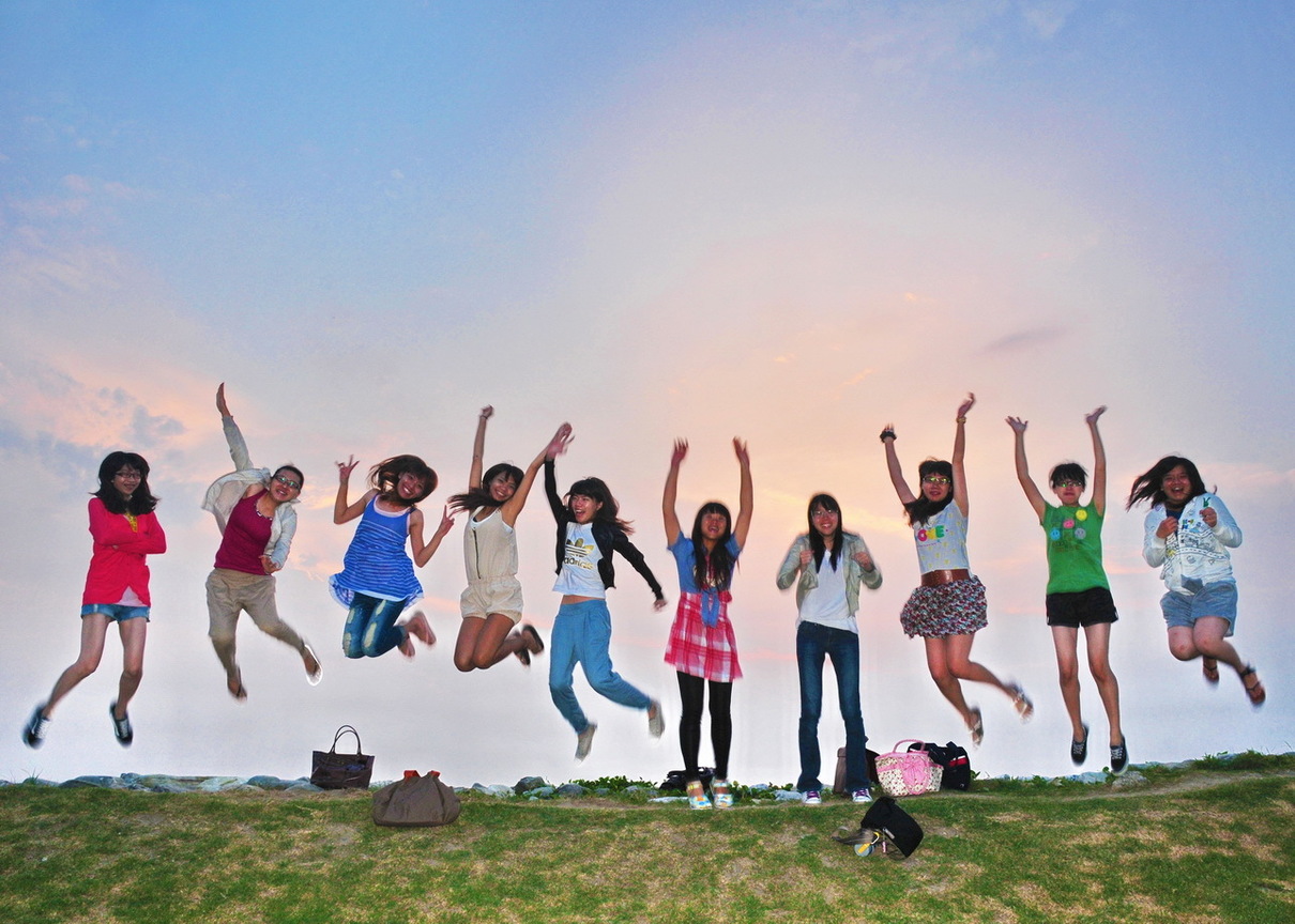 開心女孩嗨翻天