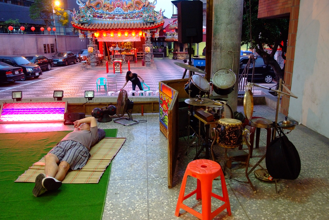 野台戲的後台-3