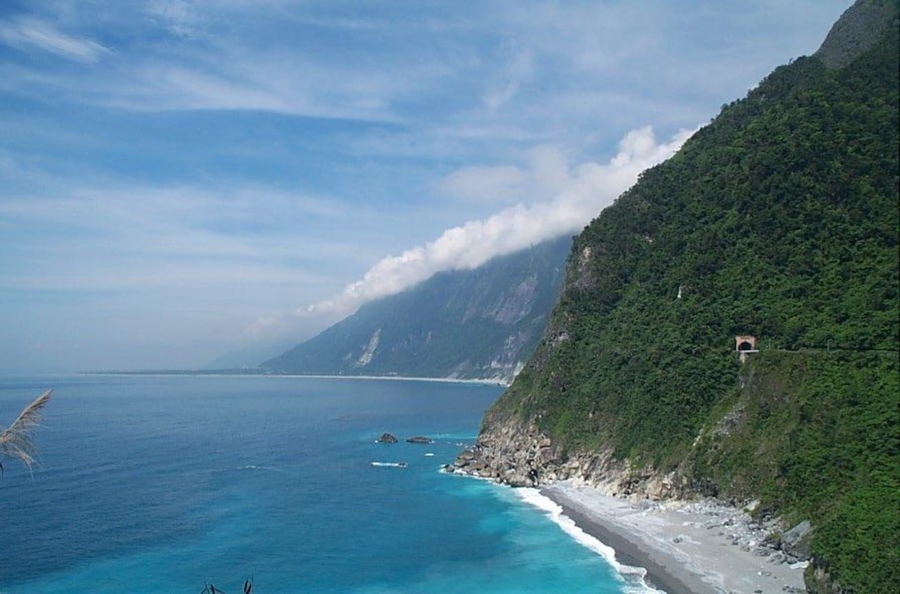 由北向南清水斷崖1