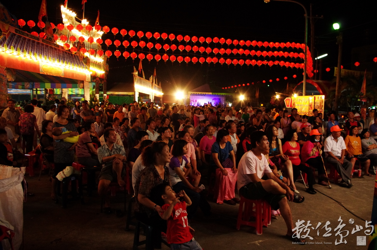 2012六房媽過爐_戲棚下