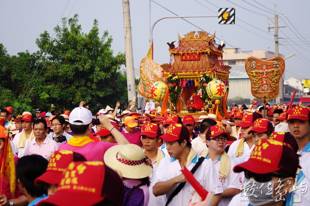 2012六房媽過爐_正駕神轎